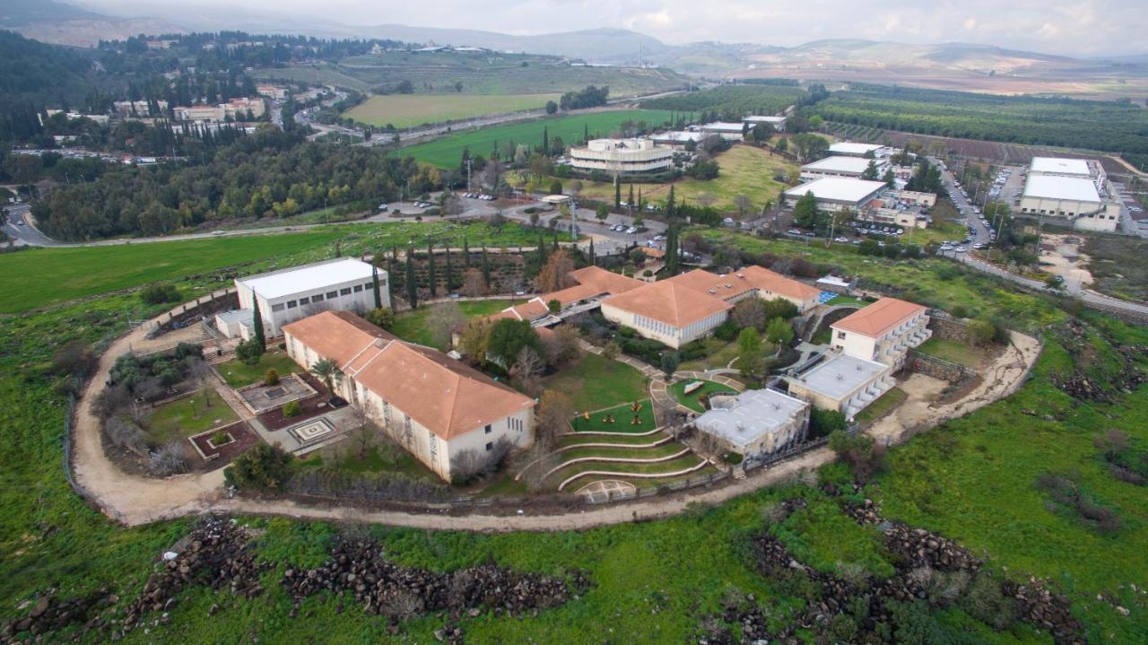 Hi - Tel Hai Hostel Kefar Gil'adi Exterior photo