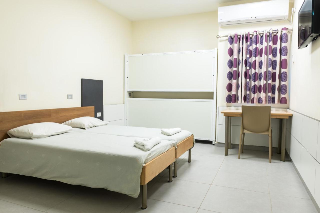 Hi - Tel Hai Hostel Kefar Gil'adi Exterior photo