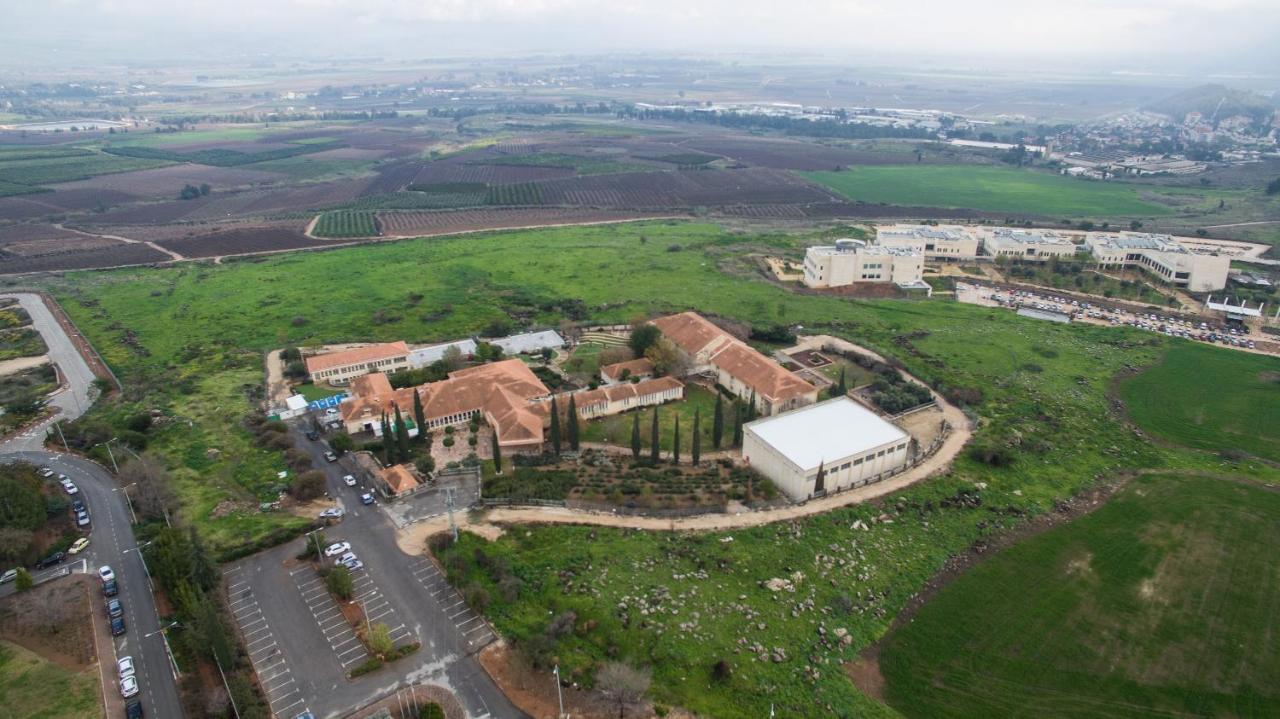 Hi - Tel Hai Hostel Kefar Gil'adi Exterior photo